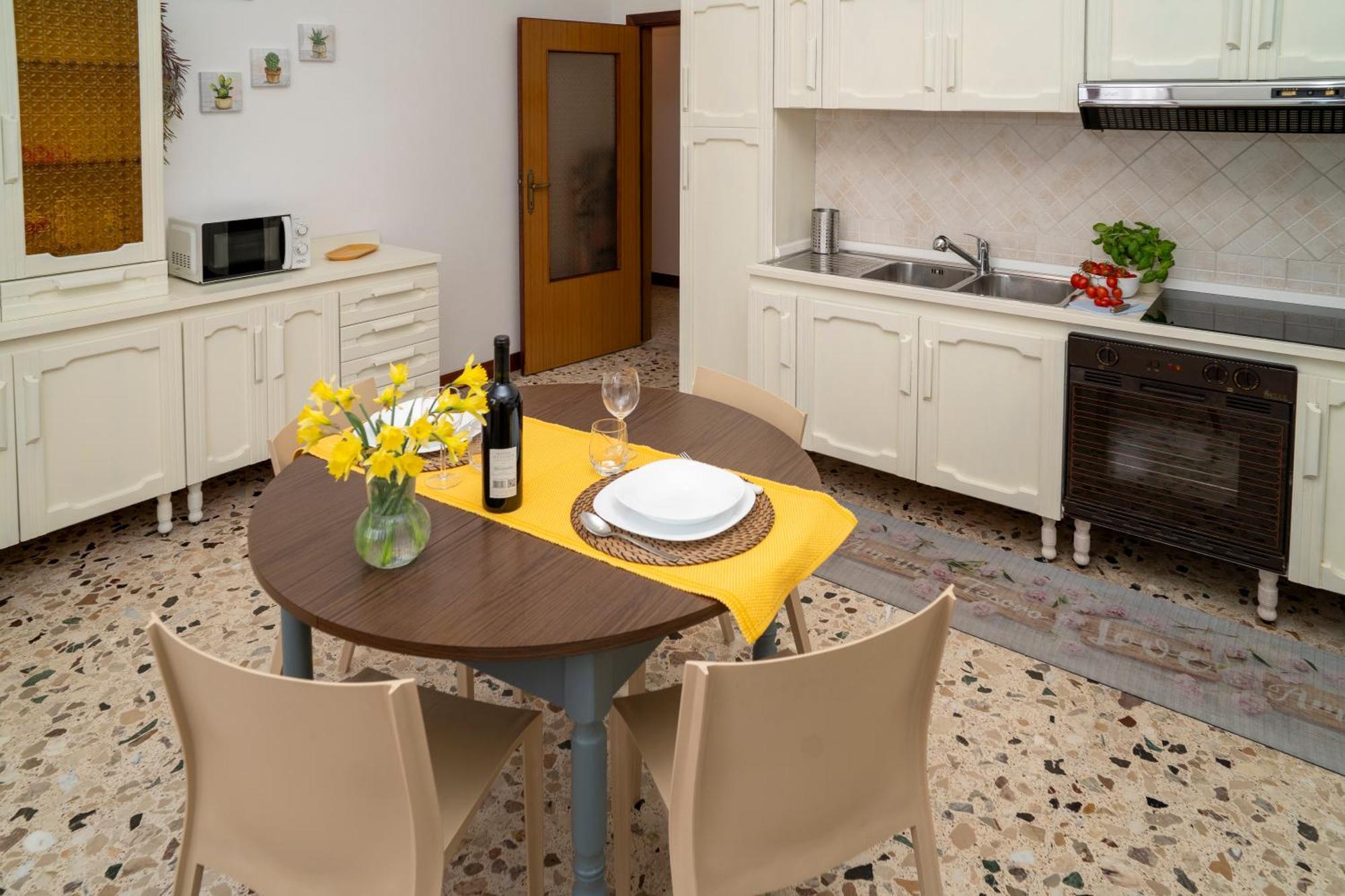 Sotto La Torre Apartment Caiazzo Exterior photo